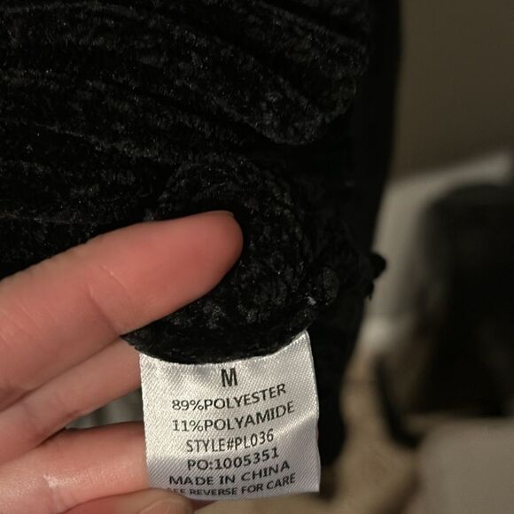 Pink Lily Boutique sweater Medium - Picture 5 of 6